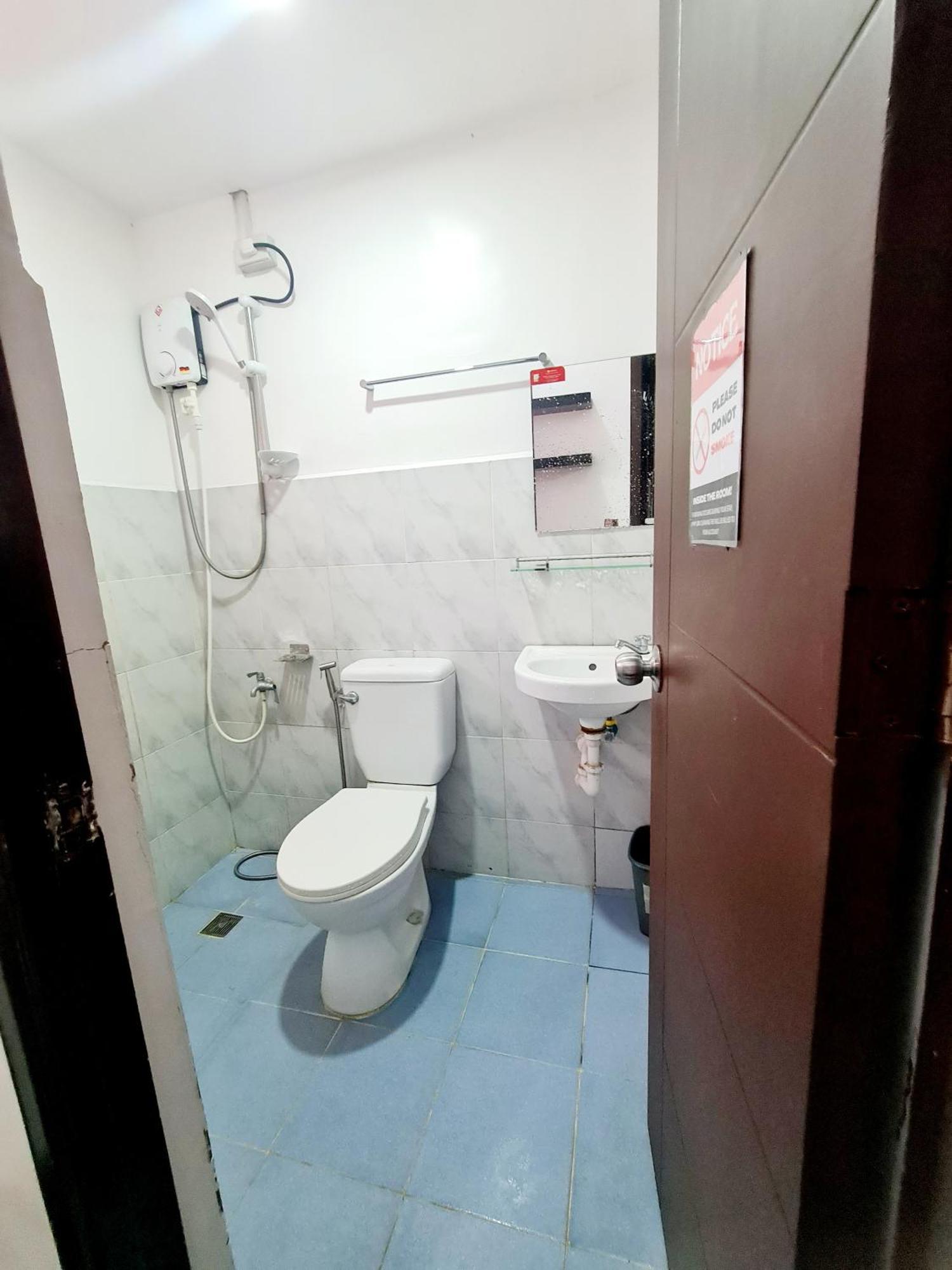 Dasma Lofts Hotel Near Dela Salle Dasma 达斯马里尼亚斯 外观 照片