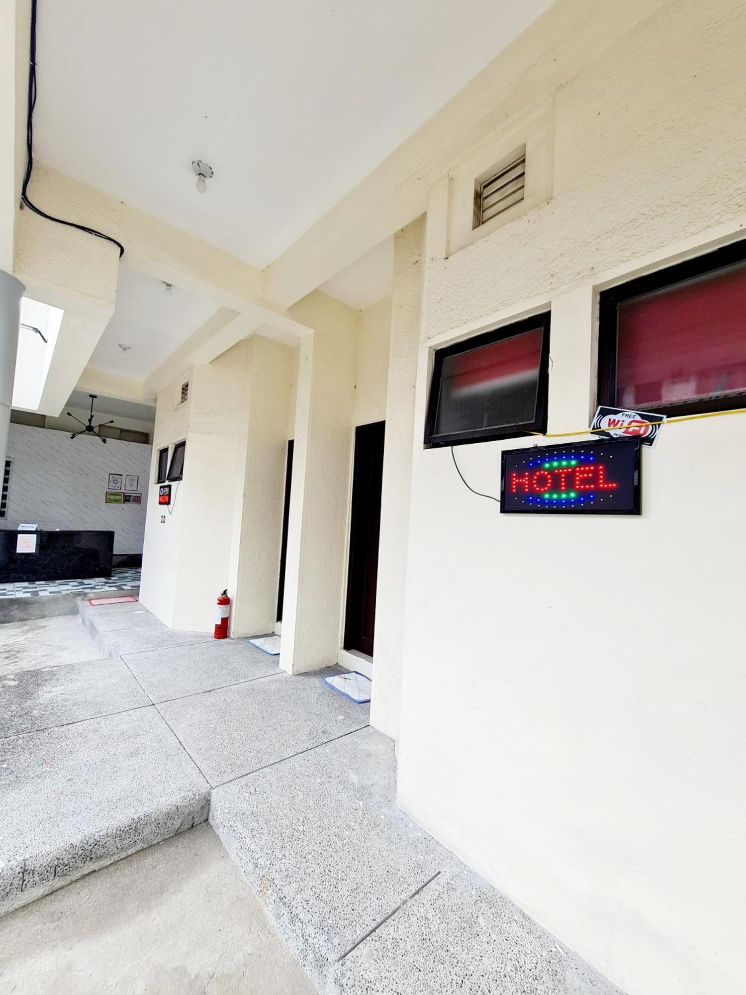 Dasma Lofts Hotel Near Dela Salle Dasma 达斯马里尼亚斯 外观 照片
